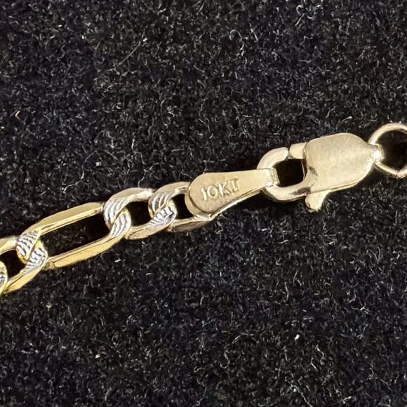 Beautiful 10k Gold Diamond Cut Figaro Bracelet 3.2mm ~7in-NEW - Picture 6 of 8